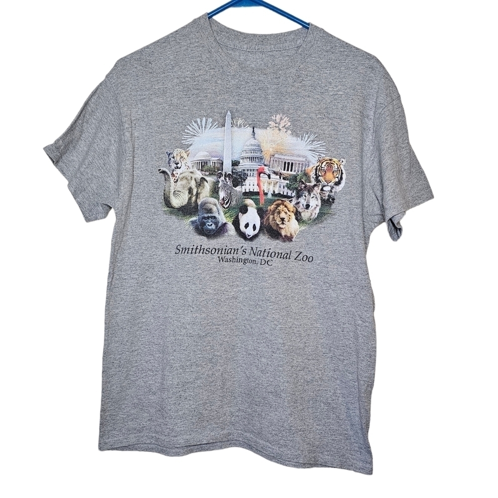 Smithsonian's National Zoo Washington D.C. Graphic Tee "We have Species"